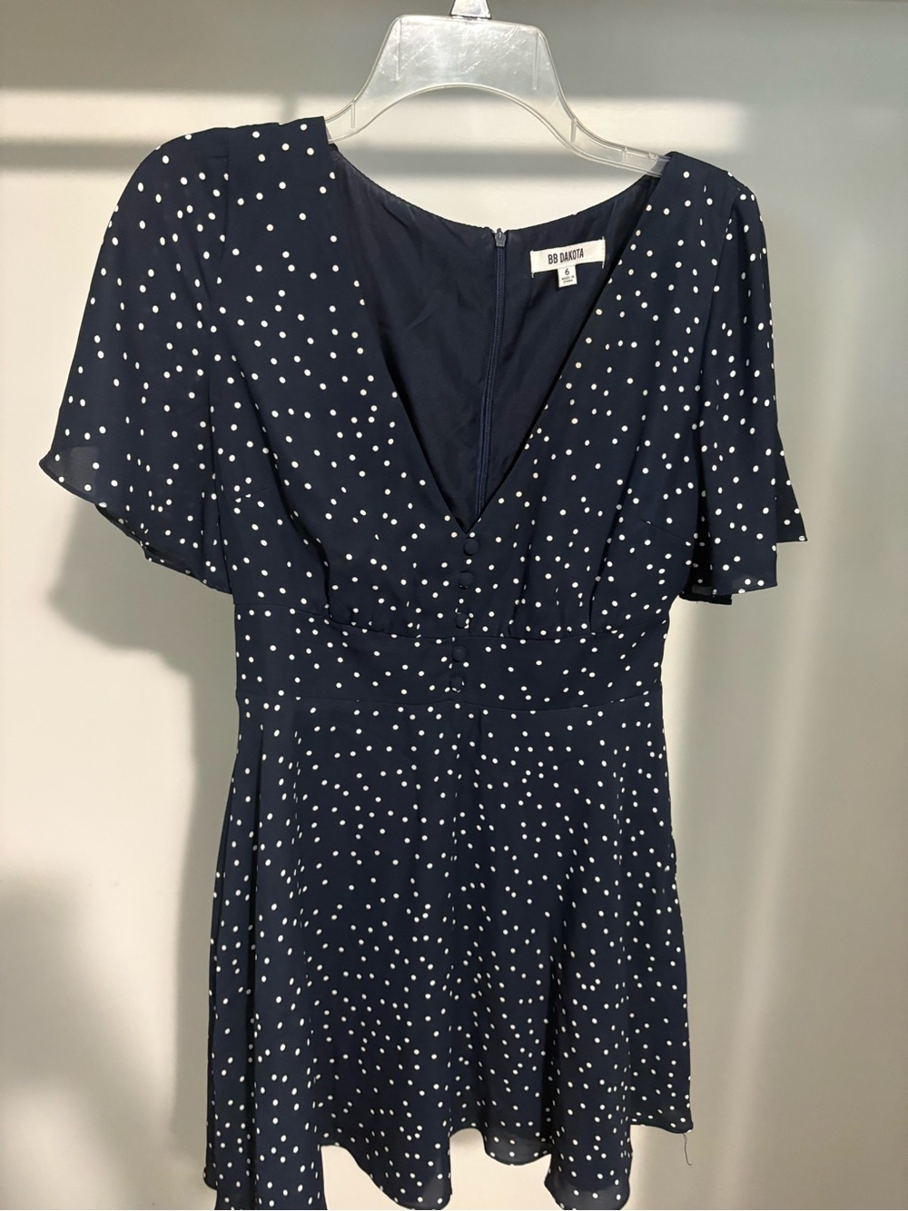 BB Dakota Navy White Polka Dot V-Neck Flutter Sleeve Dress
